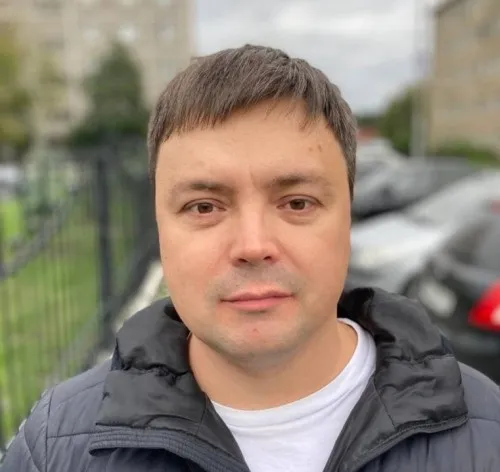 Денис Матвеев