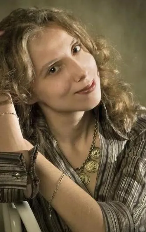 Елена Шаповалова