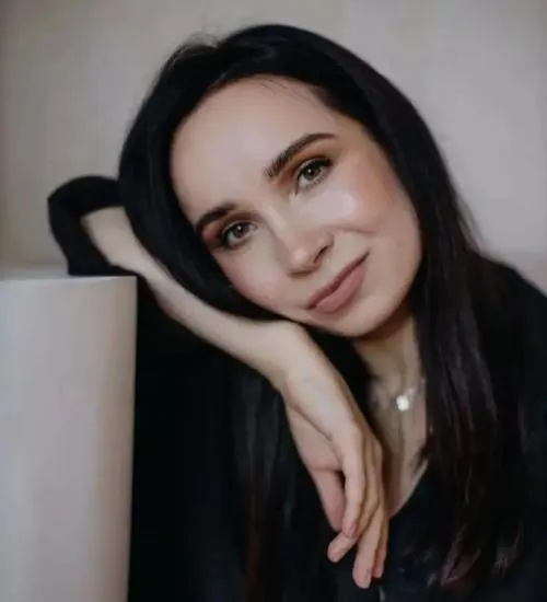 Яна Новикова